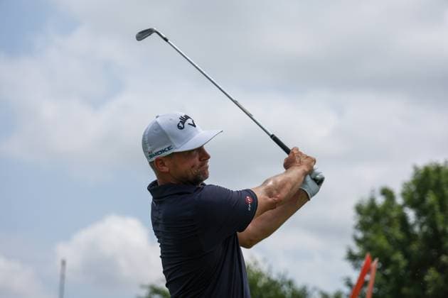 MCKINNEY, TX - MAY 04: Alex Noren (SWE) tees off on the seventh hole during the third round of the PGA, Golf Herren CJ CUP Byron Nelson on May 4, 2024, at TPC Craig Ranch in McKinney, TX. (Photo by David Buono Icon Sportswire) GOLF: MAY 04 PGA CJ CUP Byron Nelson EDITORIAL USE ONLY Icon240504093