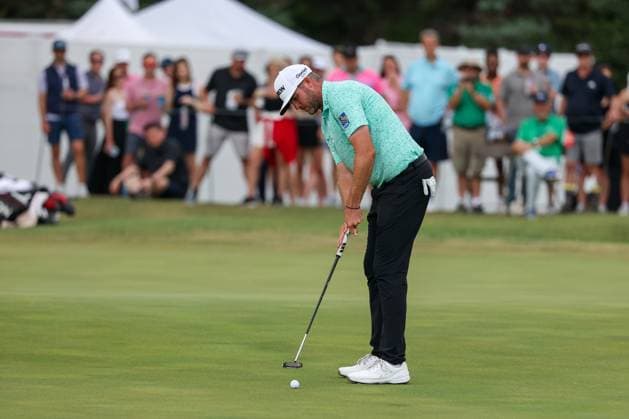 MCKINNEY, TX - MAY 04: Tyler Pendrith (CAN) putts for a birdie on the 13th hole during the third round of the PGA, Golf Herren CJ CUP Byron Nelson on May 4, 2024, at TPC Craig Ranch in McKinney, TX. (Photo by David Buono Icon Sportswire) GOLF: MAY 04 PGA CJ CUP Byron Nelson EDITORIAL USE ONLY Icon240504156