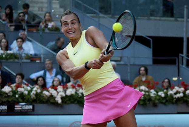 Mutua Madrid Open - Day Twelve Aryna Sabalenka is playing during the Women s Singles Final match against Iga Swiatek of Poland on Day Twelve of the Mutua Madrid Open at La Caja Magica in Madrid, Spain, on May 4, 2024. Madrid Spain  Copyright: xJuanxCarlosxLucasx originalFilename:lucas-notitle240505_npwdQ.jpg