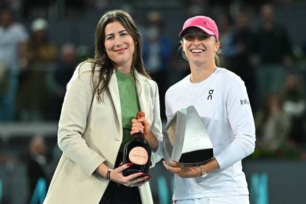 Iga Swiatek Wins Mutua Open Final - Madrid Iga Swiatek (POL) during thewomen final match at the Mutua Madrid Open in Madrid , Spain, on May, 4, 2024. Photo by Corinne Dubreuil ABACAPRESS.COM Madrid Spain  Copyright: xDubreuilxCorinne ABACAx