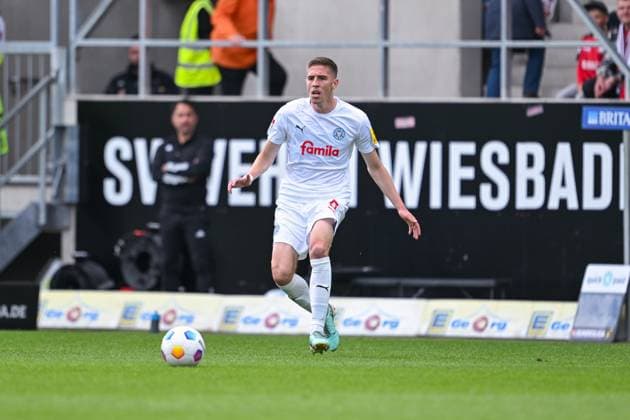 05 05 2024, Soccer, 2 Bundesliga, 32 Matchday Season 2023 2024, SV Wehen Wiesbaden Holstein Kiel, Benedikt Pichler Holstein Kiel , xRHR PHOTO TKx Copyright: RHR-FOTOx RHR-FOTO TK