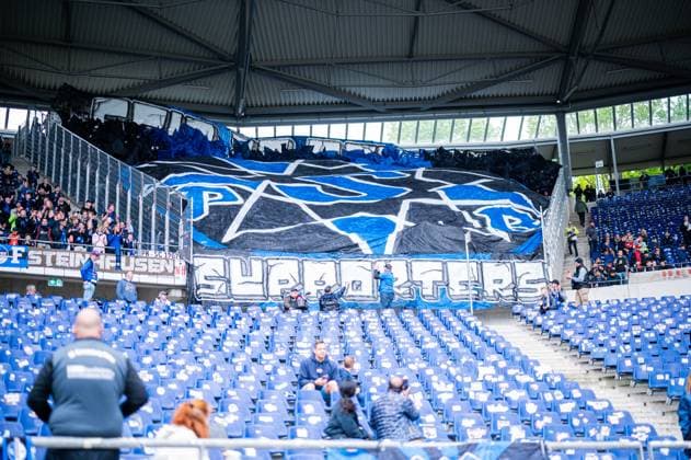 05 05 2024 Soccer, 2023 2024, 1 Bundesliga, 32 Matchday, Hannover 96 SC Paderborn 07 Fans Paderborn with a choreography, Choreo DFL REGULATIONS PROHIBIT ANY USE OF PHOTOGRAPHS AS IMAGE SEQUENCES AND OR QUASI VIDEO