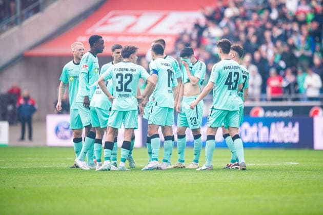05 05 2024 Soccer, 2023 2024, 1 Bundesliga, 32 Matchday, Hannover 96 SC Paderborn 07 Team Paderborn , M Aaron Zehnter Paderborn , Kimberly Ezekwem Paderborn , Raphael Obermair Paderborn DFL REGULATIONS PROHIBIT ANY USE OF PHOTOGRAPHS AS IMAGE SEQUENCES AND OR QUASI VIDEO