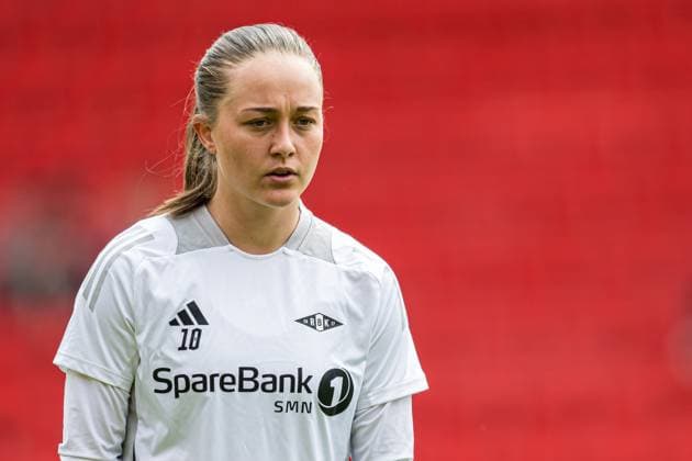 Football, Women, Hamburger SV signs Camilla Linberg from Kolbotn IL - Stock photos