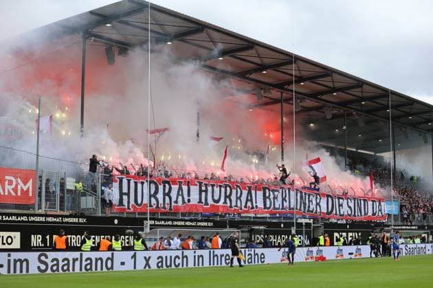 05 05 2024, Football, Men, 2 Bundesliga, Season 2023 2024, SV 07 Elversberg Hertha BSC Berlin, Pyrotechnics of the fans Hertha BSC Elversberg Ursapharm Arena an der Kaiserlinde Saarland Germany EN