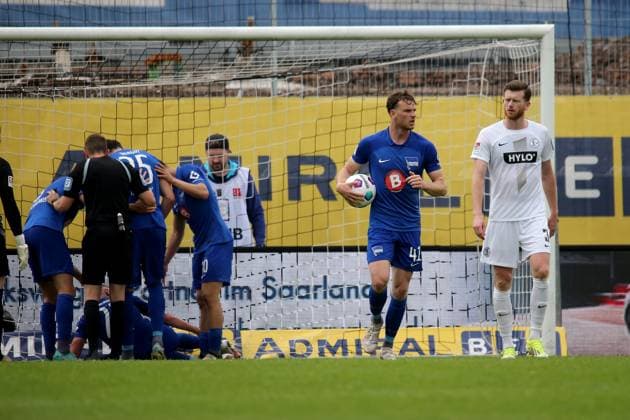05 05 2024, xmohx, Soccer 2 Bundesliga, SV Elversberg Hertha BSC Berlin emspor, v l Palko Dardai Hertha BSC Berlin on the ground after his goal to 2 2 DFL DFB REGULATIONS PROHIBIT ANY USE OF PHOTOGRAPHS as IMAGE SEQUENCES and or QUASI VIDEO Elversberg