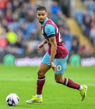 4th May 2024; Turf Moor, Burnley, Lancashire, England; Premier League Football, Burnley versus Newcastle United; Lorenz Assignon of Burnley looks to pass the ball  ActionPlus12639050 LeexDurkin