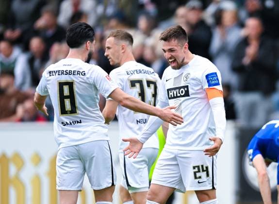 Germany, Spiesen Elversberg, 05 05 2024, Ursapharm Arena at Kaiserlinde, SV Elversberg vs Hertha BSC 2 Bundesliga, Luca Schnellbacher SV Elversberg celebrates his first goal with Semih Sahin SV Elversberg Spiesen Elversberg Ursapharm Arena at Kaiserlinde Saarland Germany eu-images-121