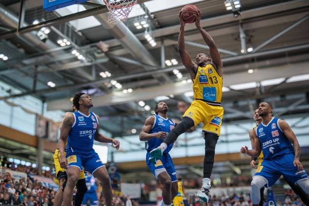 Stephon Jelks MBC, 15 , Johnathan Stove MBC, 22 , Yorman Polas Bartolo Ludwigsburg, 13 , Chris Ebou Ndow MBC, 25 , Syntainics MBC vs MHP Riesen Ludwigsburg, Basketball, Bundesliga, Men, Matchday 32, Season 2023 24, 05 05 2024, Syntainics MBC vs MHP Riesen Ludwigsburg, Basketball, Bundesliga, Men, Matchday 32, Season 2023 24, 05 05 2024, Weissenfels Copyright: xE.Schulz Eibner-Pressefotox ep_eer