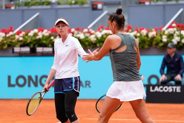 May 5, 2024, Madrid, Madrid, SPAIN: Cristina Bucsa of Spain plays doubles with Sara Sorribes of Spain against Laura Siegemund of Germany and Barbora Krejcikova of Czech Republic during the WTA, Tennis Damen Doubles Final of the Mutua Madrid Open 2024, ATP, Tennis Herren Masters 1000 and WTA 1000, tournament celebrated at Caja Magica on May 05, 2024 in Madrid, Spain. Madrid SPAIN - ZUMAa181 20240505_zaa_a181_054 Copyright: xOscarxJ.xBarrosox