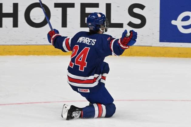 Christian Humphreys of USA celebrates his game opening goal during the 2024 IIHF Ice hockey, Eishockey U18 world championships final match between the United States and Canada in Espoo, Finland, on May 5, 2024. Espoo Finland LKFTJ20240505184321QSHH  Copyright: xJussixNukarix LKFTJ20240505184321QSHH