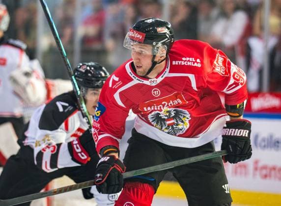 Ice hockey, Eishockey - AUT vs CAN, test match VIENNA,AUSTRIA,05.MAY.24 - ICE HOCKEY - OEEHV international test match, men, Austria vs Canada. Image shows Mario Huber (AUT).  GEPAxpictures xEdgarxEisner