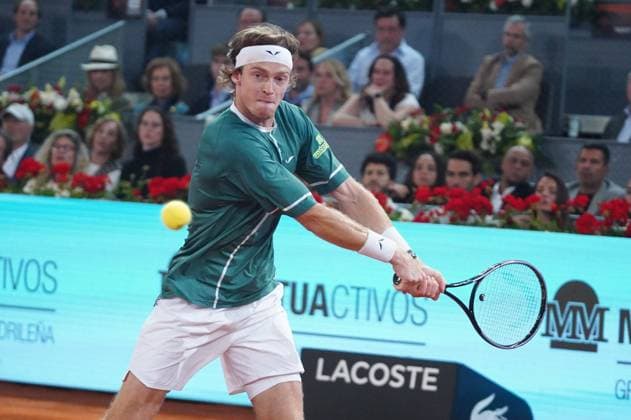Felix Auger-Aliassime and Jannik Sinner during Finals Masters Series Madrid in Madrid on Sunday, May 5 2024 Cordon Press 