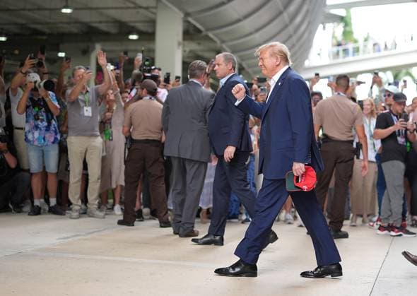 Formula 1 Crypto com Miami Grand Prix 05 05 2024, Miami International Autodrome, Miami, Formula 1 Crypto com Miami Grand Prix,in the picture Donald Trump in the paddock of Miami nordphotoxGmbHx xBratic nph00250