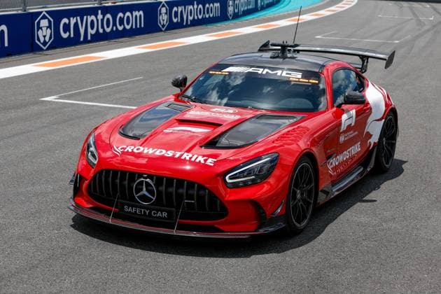 Safety Car during the Formula 1 Crypto.com Miami Grand Prix 2024, 6th round of the 2024 Formula One World Championship, WM, Weltmeisterschaft from May 3 to 5, 2024 on the Miami International Autodrome, in Miami, United States of America - F1 - MIAMI GRAND PRIX 2024 DPPI Panoramic  F12024GP06USA_JK355117