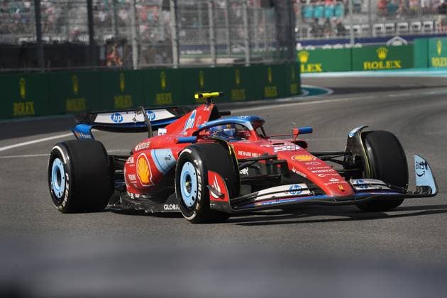 05 05 2024, Miami International Autodrome, Miami, Formula 1 Crypto com Miami Grand Prix,in the picture Carlos Sainz Jr ESP , Scuderia Ferrari HP Defodi 506 20240505 hbr 5054 Defodi-506