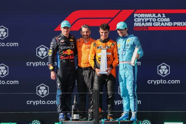 VERSTAPPEN Max (ned), Red Bull Racing RB20, STELLA Andrea (ita), Team Principal of McLaren F1 Team, NORRIS Lando (gbr), McLaren F1 Team MCL38, LECLERC Charles (mco), Scuderia Ferrari HP SF-24, portrait podium during the Formula 1 Crypto.com Miami Grand Prix 2024, 6th round of the 2024 Formula One World Championship, WM, Weltmeisterschaft from May 3 to 5, 2024 on the Miami International Autodrome, in Miami, United States of America - F1 - MIAMI GRAND PRIX 2024 DPPI Panoramic 240505_R06_MIAMI_DP_AV3_1867
