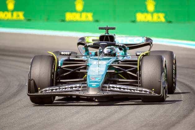 5th May 2024; Miami International Autodrome, Miami, Florida, USA; Formula 1 Crypto.com Miami Grand Prix 2024; Race Day; Lance Stroll of Canada driving the number 18 Aston Martin Aramco Cognizant car on the track.  ActionPlus12639334 DouglasxMurray