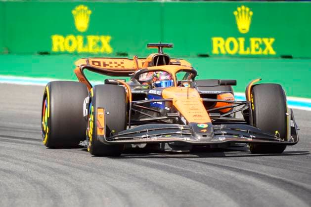 5th May 2024; Miami International Autodrome, Miami, Florida, USA; Formula 1 Crypto.com Miami Grand Prix 2024; Race Day; Oscar Piastri of Australia driving the number 81 McLaren on the track.  ActionPlus12639336 DouglasxMurray