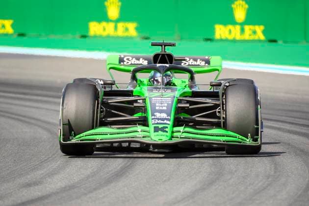 5th May 2024; Miami International Autodrome, Miami, Florida, USA; Formula 1 Crypto.com Miami Grand Prix 2024; Race Day; Valtteri Bottas of Finland driving the number 77 Stake F1 Team Kick Sauber car on the track.  ActionPlus12639335 DouglasxMurray
