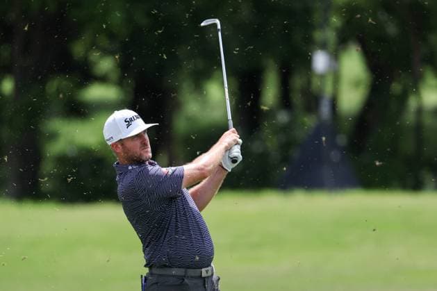 MCKINNEY, TX - MAY 05: Taylor Pendrith (CAN) watches his approach shot land on the 10th green during the final round of the PGA, Golf Herren CJ CUP Byron Nelson on May 5, 2024, at TPC Craig Ranch in McKinney, TX. (Photo by David Buono Icon Sportswire) GOLF: MAY 05 PGA CJ CUP Byron Nelson EDITORIAL USE ONLY Icon240505021