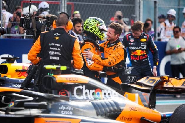 NORRIS Lando (gbr), McLaren F1 Team MCL38, portrait celebrating his first win during the Formula 1 Crypto.com Miami Grand Prix 2024, 6th round of the 2024 Formula One World Championship, WM, Weltmeisterschaft from May 3 to 5, 2024 on the Miami International Autodrome, in Miami, United States of America - F1 - MIAMI GRAND PRIX 2024 DPPI Panoramic  240505_R06_MIAMI_DP_AV6_0751