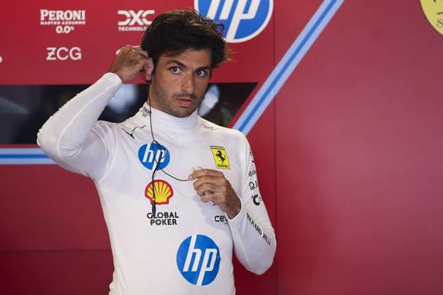 SAINZ Carlos (spa), Scuderia Ferrari HP SF-24, portrait during the Formula 1 Crypto.com Miami Grand Prix 2024, 6th round of the 2024 Formula One World Championship, WM, Weltmeisterschaft from May 3 to 5, 2024 on the Miami International Autodrome, in Miami, United States of America - F1 - MIAMI GRAND PRIX 2024 DPPI Panoramic  240505_R06_MIAMI_DP_EA019187