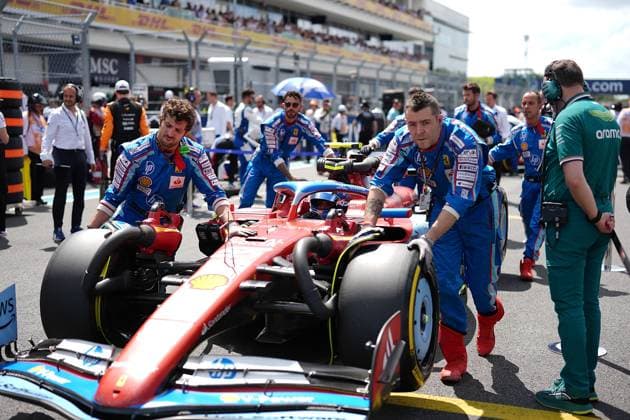 Formula 1 Crypto com Miami Grand Prix 05 05 2024, Miami International Autodrome, Miami, Formula 1 Crypto com Miami Grand Prix,pictured Carlos Sainz Jr ESP , Scuderia Ferrari HP nordphotoxGmbHx xBratic nph00250