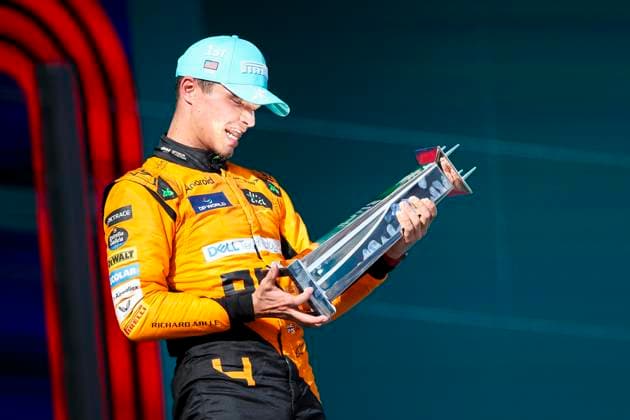 NORRIS Lando (gbr), McLaren F1 Team MCL38, portrait during the Formula 1 Crypto.com Miami Grand Prix 2024, 6th round of the 2024 Formula One World Championship, WM, Weltmeisterschaft from May 3 to 5, 2024 on the Miami International Autodrome, in Miami, United States of America - F1 - MIAMI GRAND PRIX 2024 DPPI Panoramic  240505_R06_MIAMI_DP_EA025624