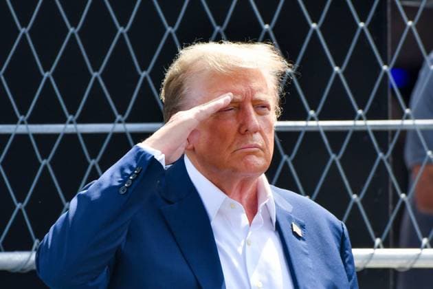 Formula 1 GP Miami USA 05 05 2024 Donald Trump, Former President of the United States of America USA Formula 1 GP Miami USA 05 05 2024 Copyright: xBEAUTIFULxSPORTS Erlhofx