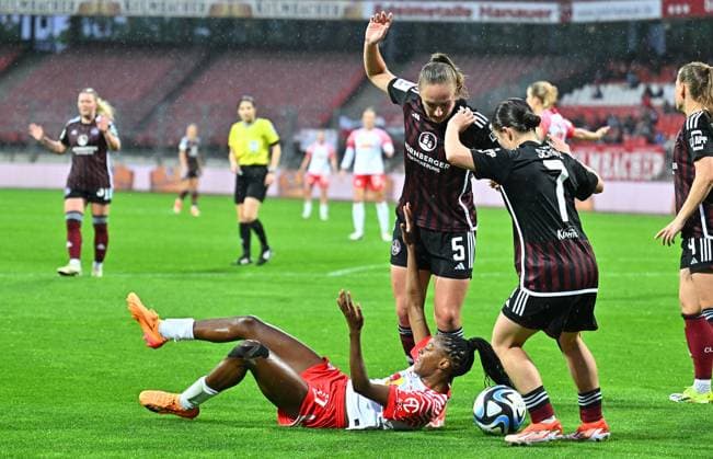 06 05 2024 Soccer Season 2023 2024 1 Women Soccer Bundesliga 20 Matchday 1 FC Nürnberg FCN Club RB Leipzig Sportfoto Zink xwoxzix Lydia Andrade 17, RB Leipzig Alina Mailbeck 5, 1 FC Nürnberg FCN Marina Scholz 7, 1 FC Nürnberg FCN