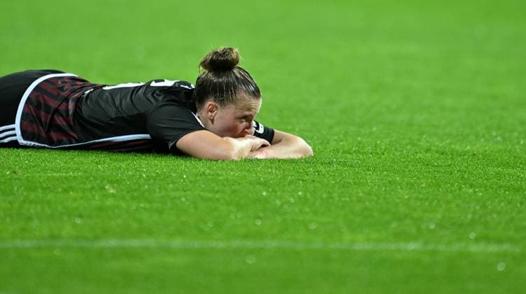06 05 2024 Soccer Season 2023 2024 1 Womens Soccer Bundesliga 20 Matchday 1 FC Nuremberg FCN Club RB Leipzig Sportfoto Zink xwoxzix Jessica May 6, 1 FC Nuremberg FCN disappointed Disappointment after the end of the match