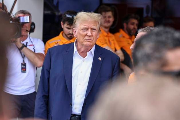 05 05 2024, xrarjax, Motorsport Formula 1, Grand Prix of Miami 2024 emspor, v l Former President of the USA Donald Trump DFL DFB REGULATIONS PROHIBIT ANY USE OF PHOTOGRAPHS as IMAGE SEQUENCES and or QUASI VIDEO Miami