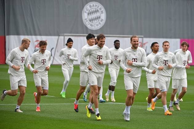 Team photo,Team,Team,Team photo, front Leon GORETZKA Bayern Muenchen , Harry KANE Bayern Muenchen , left Matthijs DE LIGT Bayern Muenchen , Thomas MUELLER MÜLLER,Bayern Muenchen final training on 07 05 2024 before the football Champions League semi-final Real Madrid FC Bayern Muenchen on 08 05 2024