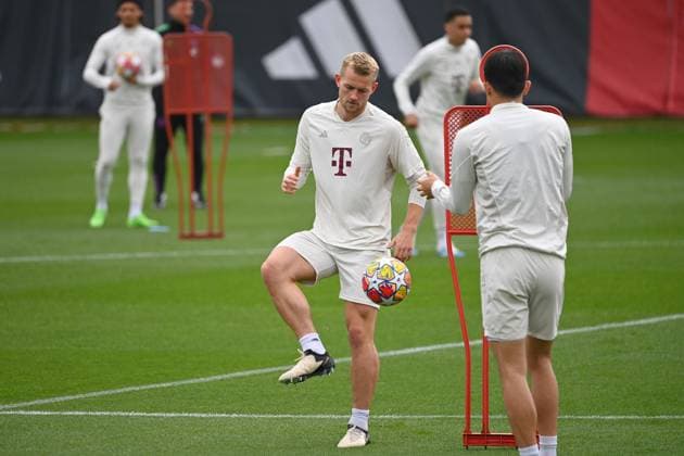 Matthijs DE LIGT Bayern Muenchen on the ball, action final training on 07 05 2024 before the football Champions League semi-final Real Madrid FC Bayern Muenchen on 08 05 2024