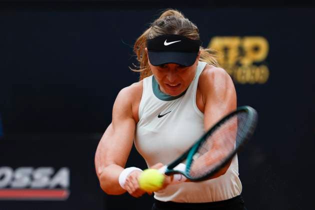 May 7, 2024, Rome, ITALY: Paula Badosa of Spain in action against Mirra Andreeva of Russia during their first round match at the at the Italian Open tennis tournament in Rome, Italy, 07 May 2024. ANSA FABIO FRUSTACI Italian Open tennis tournament  - ZUMAa110 20240507_zaf_a110_011 Copyright: xFabioxFrustacix