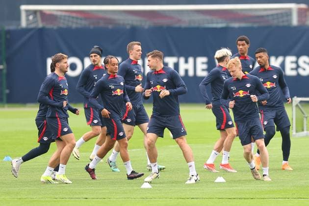 RB Leipzig Training 1 Bundesliga Leipzig, 07 05 2024, Training center at Cottaweg, Season 2023 2024, Football, Men, 1 Bundesliga , RB Leipzig Training , In the picture players RB Leipzig warm up ,