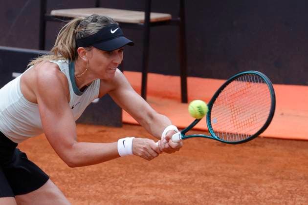Internazionali BNL D Italia 2024 - Day Two Paula Badosa of Spain is playing in the Women s Singles first round match against Mirra Andreeva on day two of the Internazionali BNL D Italia at Foro Italico in Rome, Italy, on May 7, 2024. Rome Lazio Italy  Copyright: xCiroxDexLucax originalFilename:deluca-internaz240507_npZJG.jpg