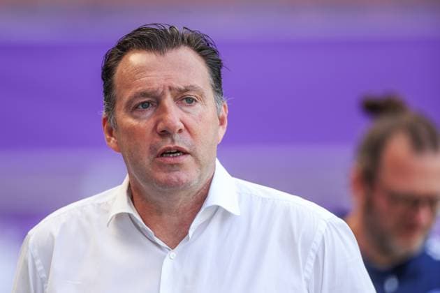 07 05 2024, Football, Season 2023 2024, 2 Bundesliga, Matchday 32, VfL Osnabrück FC Schalke 04, Sports Director Marc Wilmots FC Schalke 04 Hamburg Stadion am Millerntor Hamburg Germany xRHR PHOTO TRx Copyright: TimxRehbein RHR-FOTOx RHR-FOTO TR