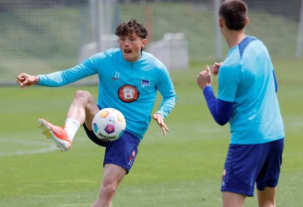 Sport Bilder des Tages Deutschland, Berlin, Sportpark, GER, 2.FBL, Hertha BSC, Saison 2023 24, Training, Foto: Fabian Reese *** Germany, Berlin, Sportpark, GER, 2 FBL, Hertha BSC, Season 2023 24, Training, Photo Fabian Reese
