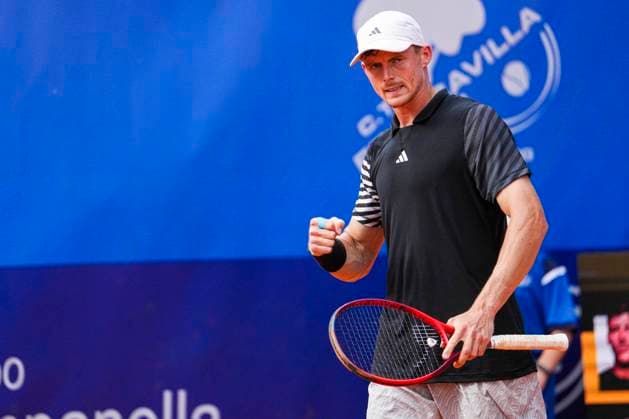 ATP, Tennis Herren Challenger Tour Francavilla Al Mare 2024 Billy Harris is playing in the Round of 32 of the ATP Challenger Tour in Francavilla al Mare, Italy, on May 7, 2024. Andrea Guerrieri of Italy is currently leading the match with a score of 1-2 (6-4 3-6 3-6). Francavilla al Mare Abruzzo Italy  Copyright: xMarcoxZacx originalFilename:zac-atpchall240507_np6JY.jpg