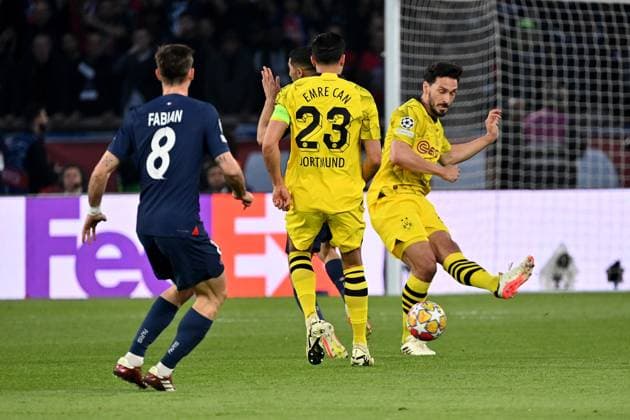 07 05 2024, xjrdrx, Football UEFA Champions League, Paris St Germain Borussia Dortmund emspor, v l Fabian Ruiz PSG Paris St Germain Emre Can Borussia Dortmund Mats Hummels Borussia Dortmund Zweikampf, Aktion, action, battle for the ball DFL DFB REGULATIONS PROHIBIT ANY USE OF PHOTOGRAPHS as IMAGE SEQUENCES and or QUASI VIDEO Paris