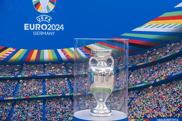 United by the trophy The European Championship trophy will be visiting Leipzig on 6 and 7 May The trophy tour for UEFA EURO 2024 through all ten host cities started back in March As the last major milestone before the tournament, it is fuelling anticipation for the big European soccer festival Now Leipzig residents also have the opportunity to see the Henri Delaunay Trophy up close and capture it in a special photo motif Here is the European Championship trophy in Leipzig