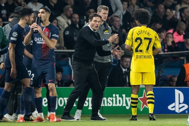 UEFA Champions League FC Paris Saint Germain Borussia Dortmund 07 05 2024 Edin Terzic Borussia Dortmund, Head Coach coaches Karim Adeyemi Borussia Dortmund, 27 UEFA Champions League FC Paris Saint Germain Borussia Dortmund , Paris, Parc des Princes Copyright: xBEAUTIFULxSPORTS Wunderlx