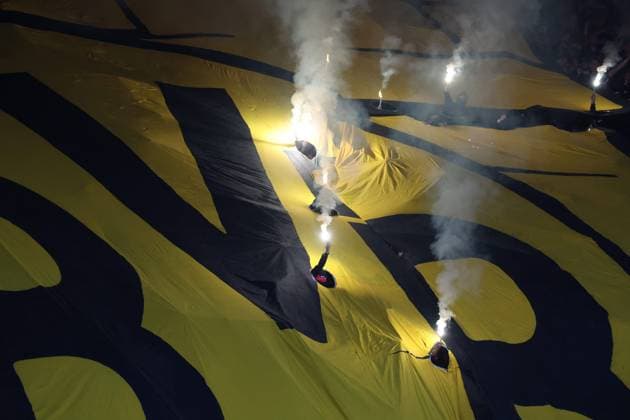 PSG - DORTMUND PHOTOPQR LE PARISIEN Le Parisien Arnaud Journois ; PARIS ; 07 05 2024 ; FOOTBALL , LIGUE DES CHAMPIONS UEFA , DEMI FINALE RETOUR , 07 05 2024 , PARIS , PARC DES PRINCES PARIS SG - BORUSSIA DORTMUND Tifo des supporters de Dortmund. PHOTO LE PARISIEN ARNAUD JOURNOIS - France, Paris May 7, 2024 PSG vs Dortmund: Champions League PARIS France  Copyright: xPHOTOPQR LExPARISIEN MAXPPPxLexParisienx xArnaudxJournoisx 20240507LPA0696 20240507LPA0696