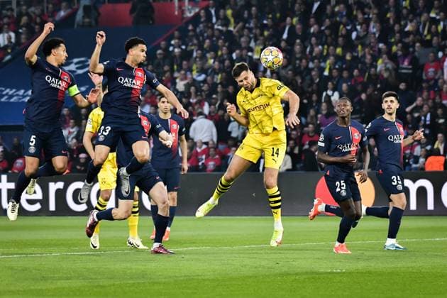 Champions League PSG vs Borussia Dortmund FA Borussia Dortmund?s forward Niclas Fulkrug heads the ball during the UEFA Champions League semi-final football match between Paris Saint-Germain and Borussia Dortmund at the Parc des Princes stadium in Paris on May 7, 2024. Photo by Firas Abdullah ABACAPRESS.COM  Copyright: xAbdullahxFiras ABACAx
