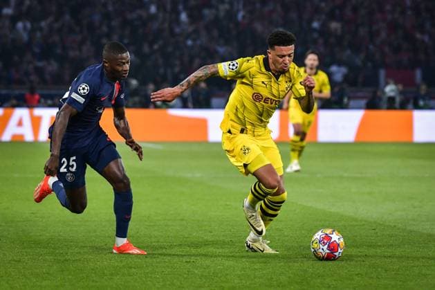 Champions League PSG vs Borussia Dortmund FA Borussia Dortmund?s forward Jadon Sancho runs with the ball during the UEFA Champions League semi-final football match between Paris Saint-Germain and Borussia Dortmund at the Parc des Princes stadium in Paris on May 7, 2024. Photo by Firas Abdullah ABACAPRESS.COM  Copyright: xAbdullahxFiras ABACAx