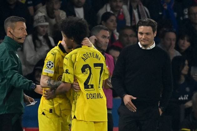 07 05 2024, xjrdrx, Football UEFA Champions League, Paris St Germain Borussia Dortmund emspor, v l Fourth official Referee Davide Massa Italy Substitution Karim Adeyemi Borussia Dortmund Coach Edin Terzic Borussia Dortmund Substitution Marco Reus Borussia Dortmund DFL DFB REGULATIONS PROHIBIT ANY USE OF PHOTOGRAPHS as IMAGE SEQUENCES and or QUASI VIDEO Paris