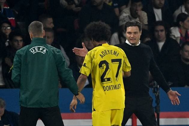 07 05 2024, xjrdrx, Football UEFA Champions League, Paris St Germain Borussia Dortmund emspor, v l Fourth Official Referee Davide Massa Italy Substitution Karim Adeyemi Borussia Dortmund Coach Edin Terzic Borussia Dortmund DFL DFB REGULATIONS PROHIBIT ANY USE OF PHOTOGRAPHS as IMAGE SEQUENCES and or QUASI VIDEO Paris