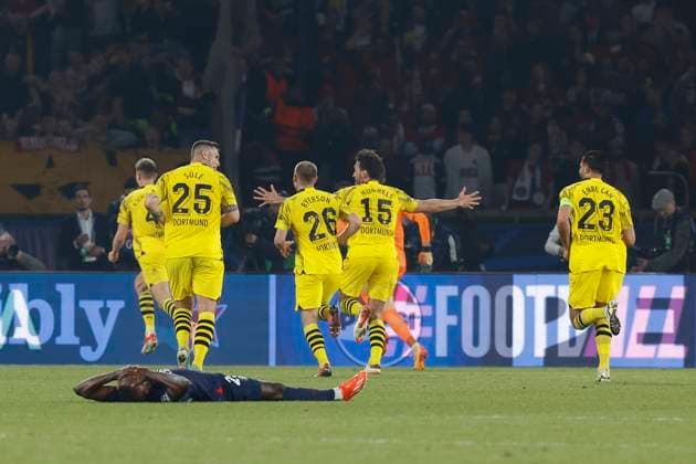 May 7, 2024, Paris, Paris, France: Celebration of the players of Dortmund at the end of the semi final of UEFA Champions League between Paris Saint Germain and Borussia Dortmund at the Parc des Princes Stadium - on May 7 2024.Paris - France Paris France - ZUMAb253 20240507_zsp_b253_041 Copyright: xLoicxBaratouxx